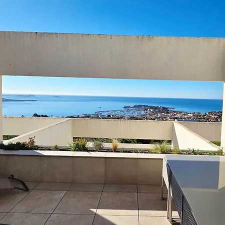 Superbe Vue Et Piscine 아파트