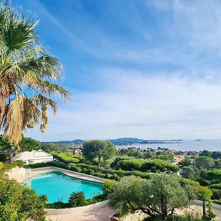 Superbe Vue Et Piscine *